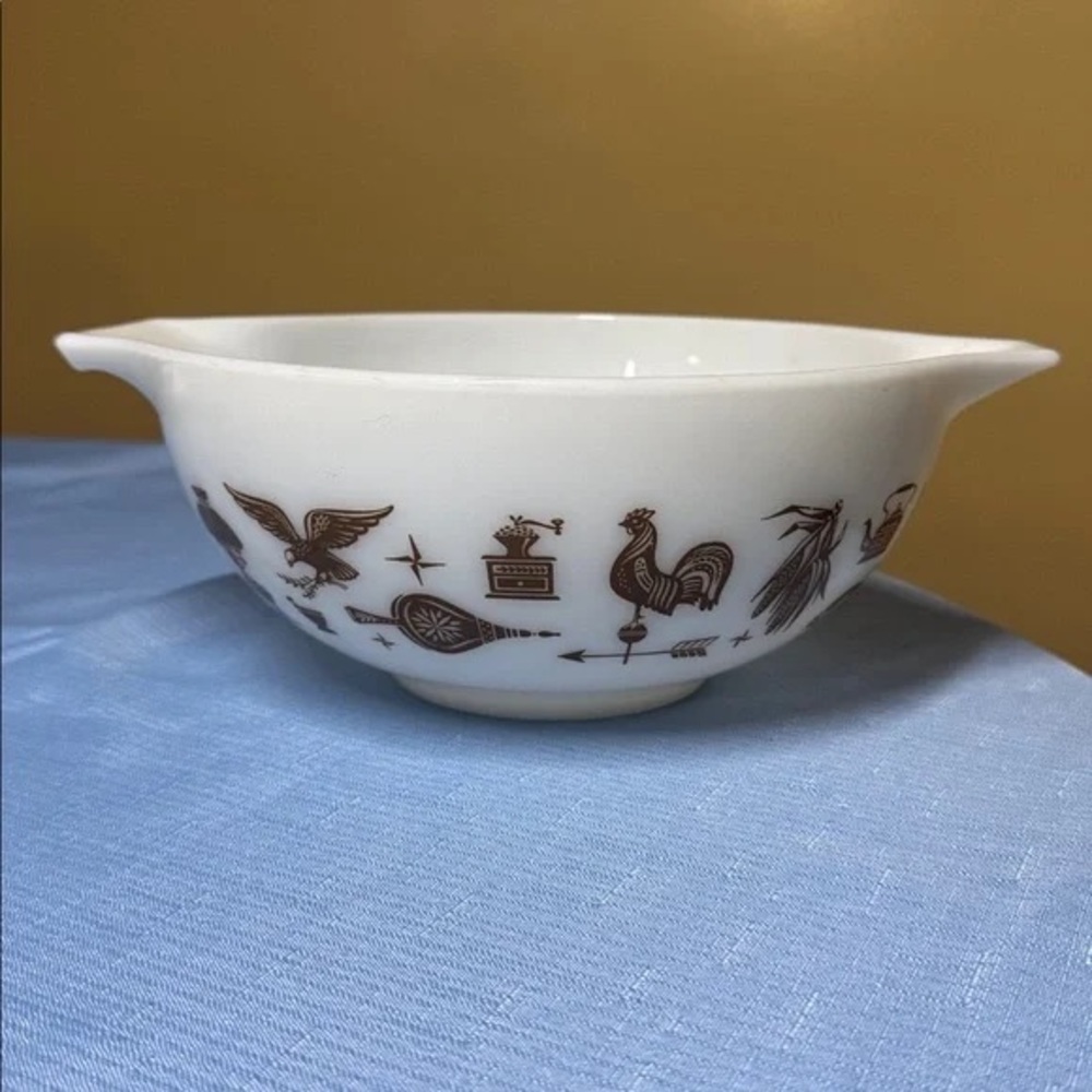 Pyrex White Bowl with Brown Americana Pattern
